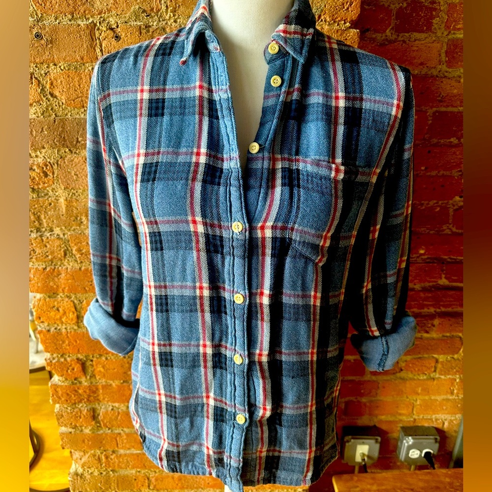 Madewell button down. Cozy yet lightweight. Sz XS